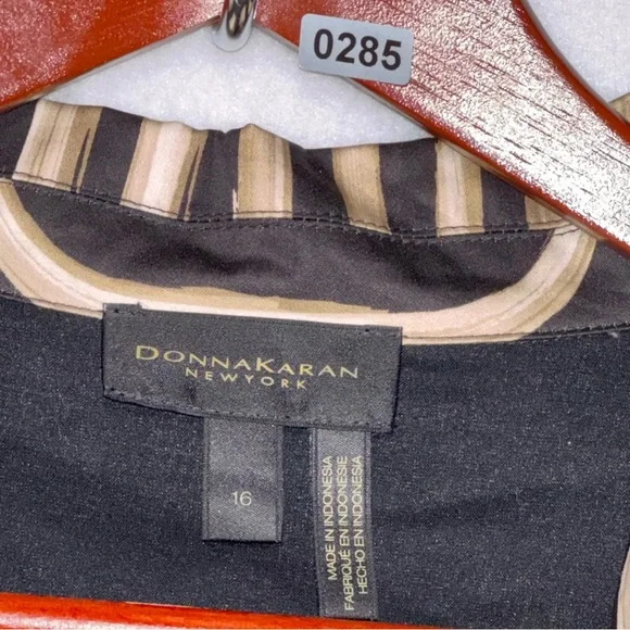 Donna Karan Black Cream Geometric Printed Midi Shirt Dress Buttons Down Size 16 - Picture 5 of 16